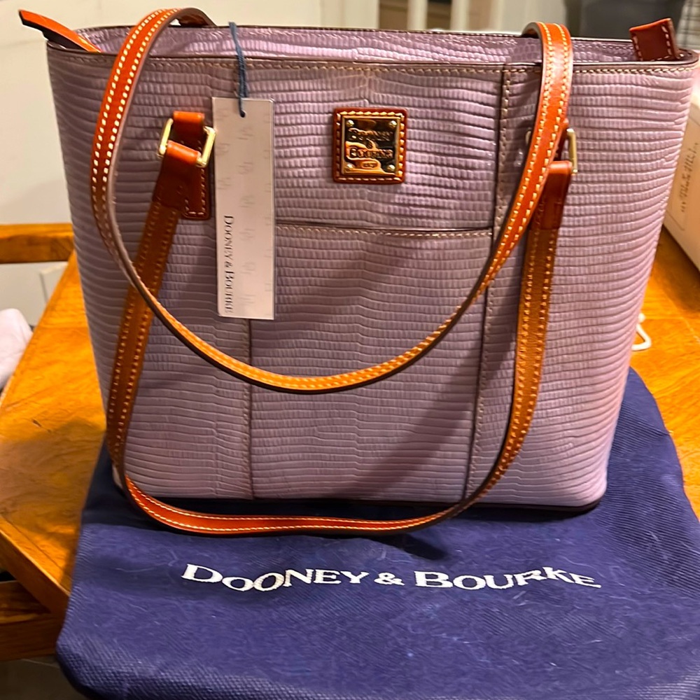 Dooney & Bourke Womens Lilac Leather Small Lizard Embossed Lexington Handbag NWT
